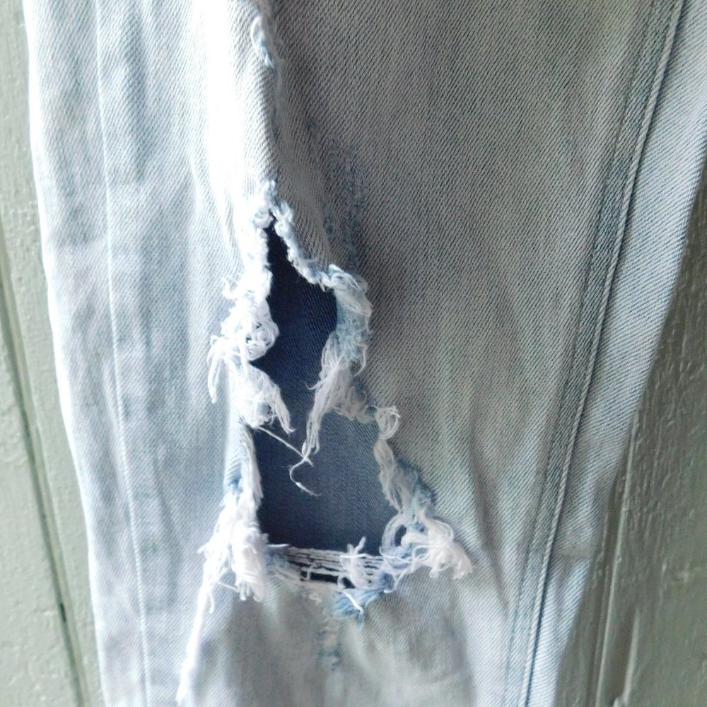 💎💎 High Rise Ripped Distressed Jeans - Picture 11 of 11